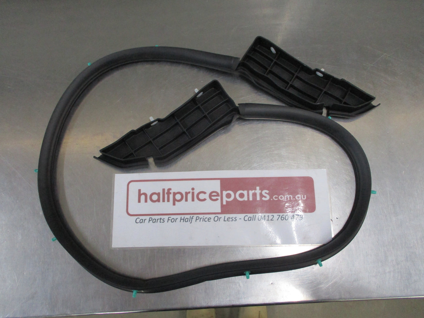 Mazda 2 DJ/DL Genuine Bonnet Rear Parting Seal Strip New Part