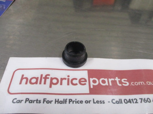 NICE Windscreen Washer Pump Grommet Suits Various Models New Part