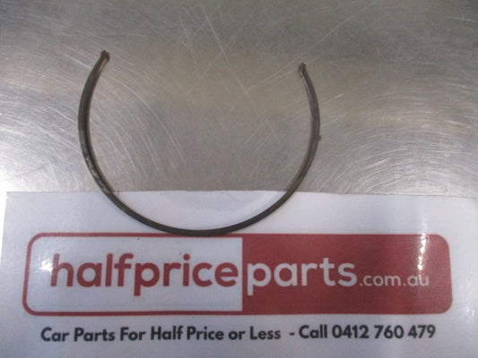 Mitsubishi Pajero Genuine Manual Transmission 5th Gear & Reverse Synchro Key Spring New Part