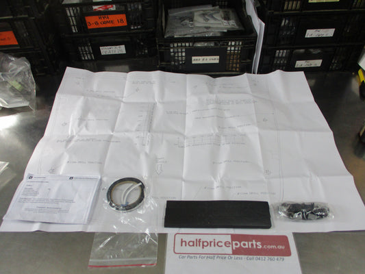 Holden RG Colorado Genuine Bonnet Scoop Molding Fitting Kit (ONLY) New Part