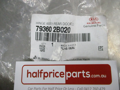 Hyundai Santa Fe / Kia Sorento Genuine Right Hand Rear Door Lower Hinge Assembly New Part