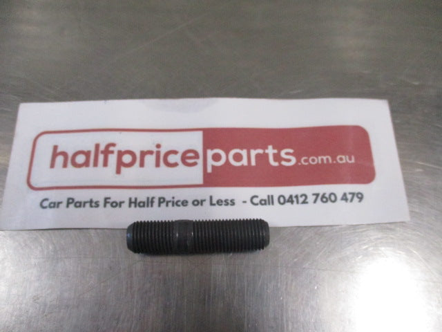 Mitsubishi 3000GT Genuine Exhaust Manifold Outlet Stud New Part