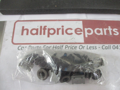 Holden RG Colorado Genuine Bonnet Scoop Molding Fitting Kit (ONLY) New Part