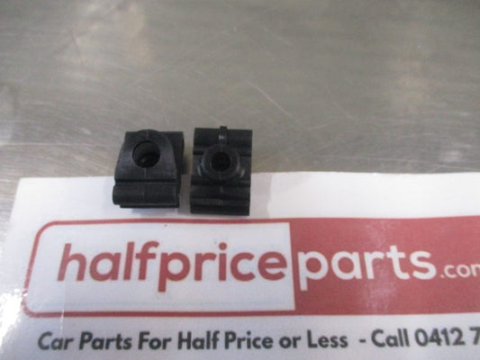 Mitsubishi Eclipse/Pajero/Magna/Mirage/Galant Genuine Guard Liner U-Nut (Set of 2) New Part