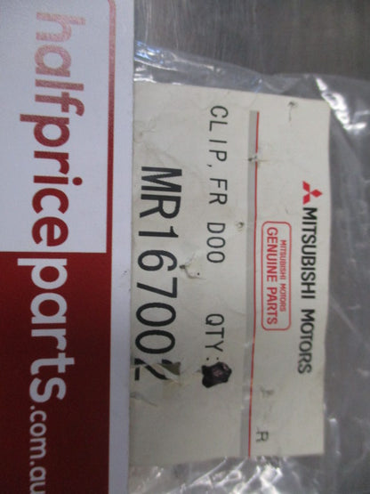 Mitsubishi Pajero Genuine Front Door Trim Clip New Part