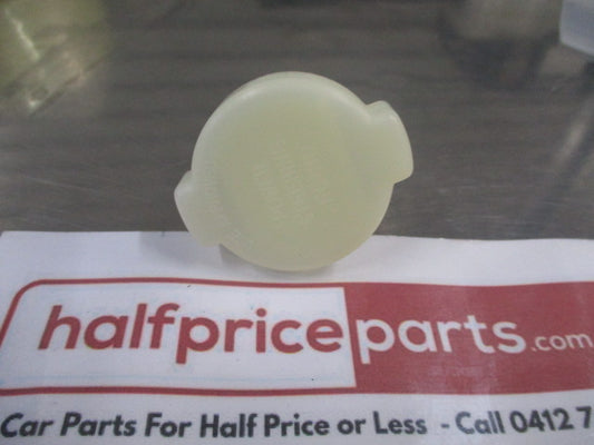 Mitsubishi Outlander/Lancer/Ralliart Genuine Power Steering Fluid Reservoir Cap New Part