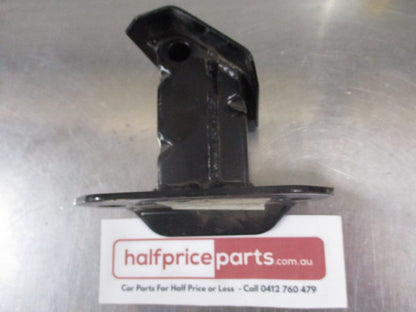Mitsubishi Pajero Genuine Right Hand Front Bumper Bracket New Part