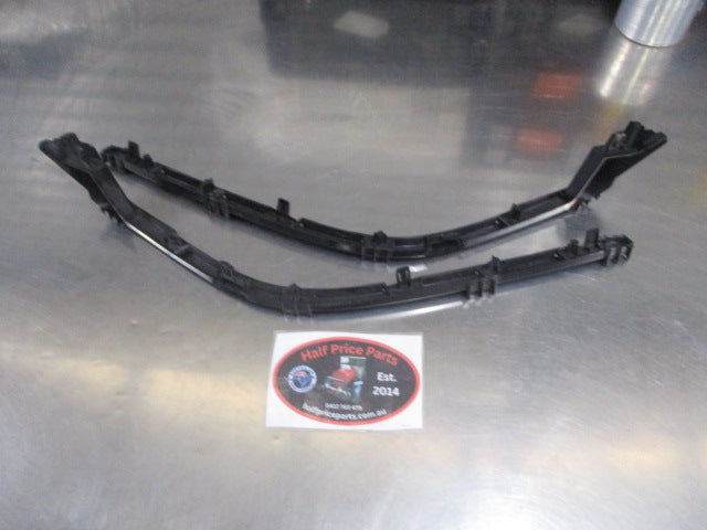 Mazda 3 Genuine Front Left And Right Front Grille Molding Used Part