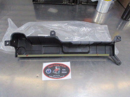 KIA Carnival Genuine Right Hand Air Guard/Wind Deflector New Part