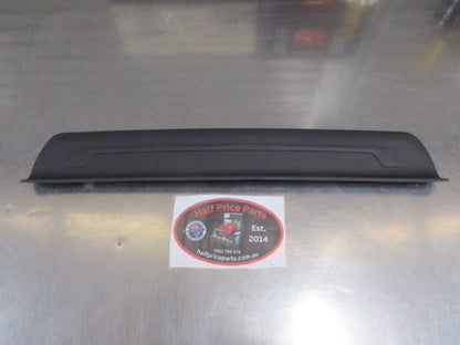 Kia Sportage Genuine Drivers Front Door Step Trim Assembly New Part