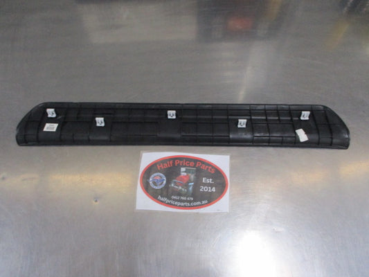 Kia Sportage Genuine Drivers Front Door Step Trim Assembly New Part