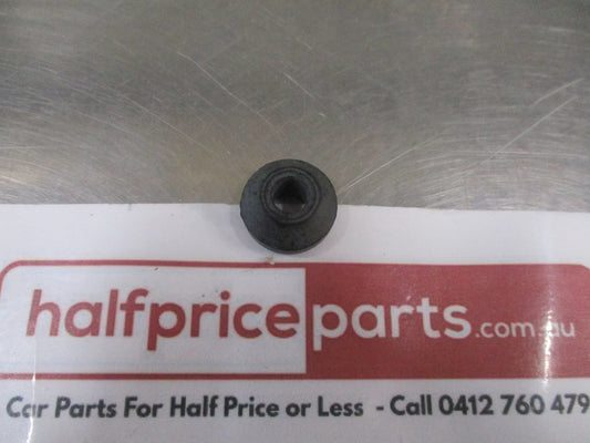 Mitsubishi Fuso Genuine Rocker Cover Bolt Seal New Part