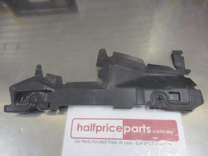 Peugeot 308 SW Series II Genuine Right Hand Side Radiator Deflector New Part