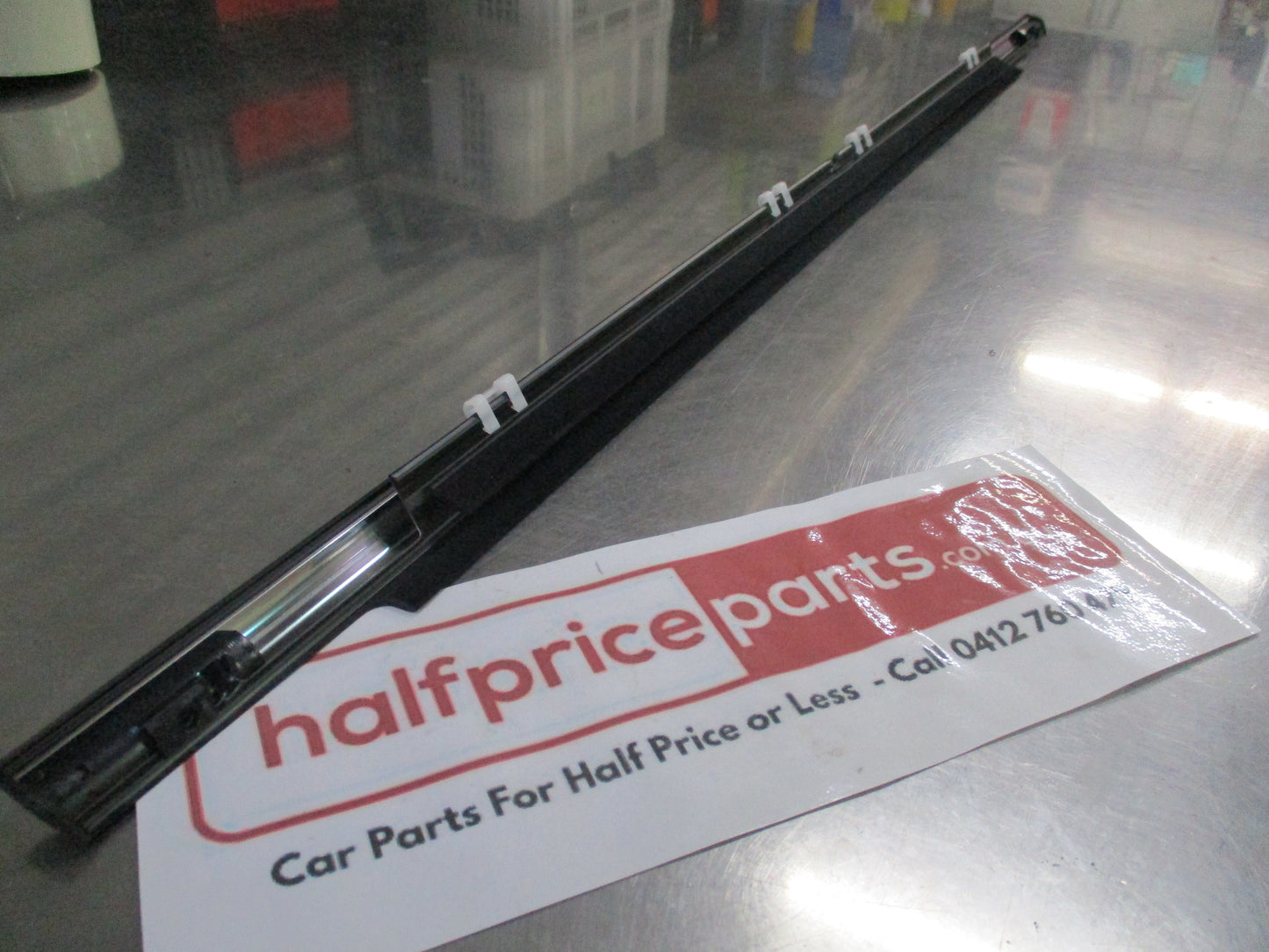Mitsubishi Outlander Genuine Left Hand Rear Door Chrome Window Belt Moulding New Part
