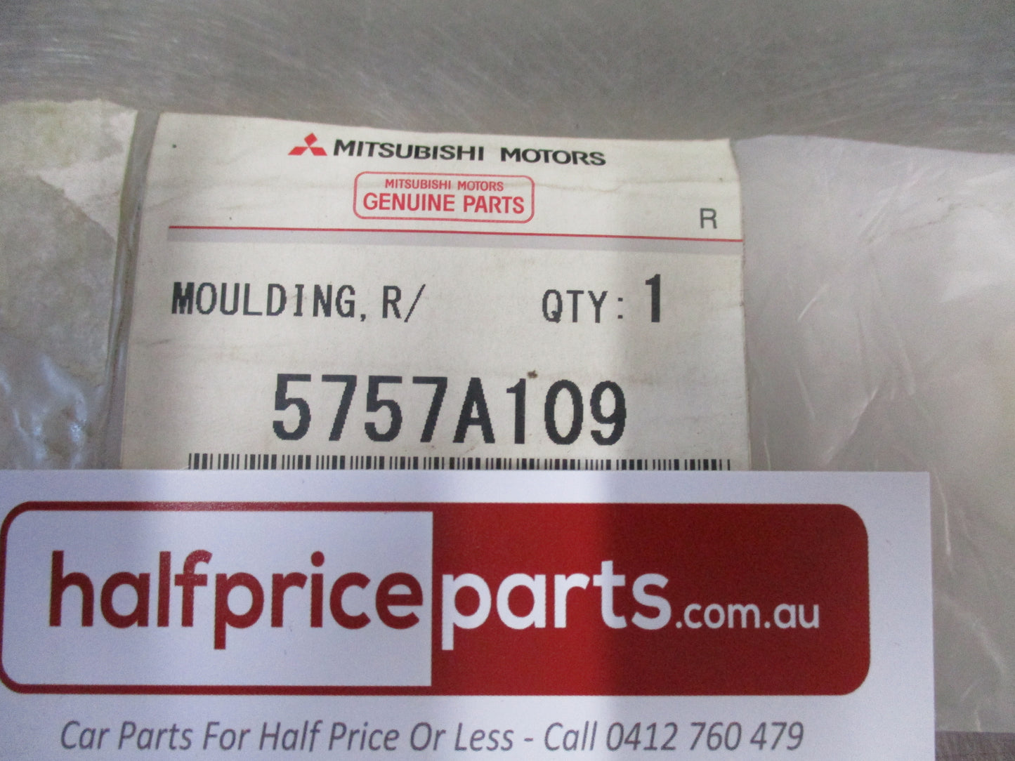 Mitsubishi Outlander Genuine Left Hand Rear Door Chrome Window Belt Moulding New Part