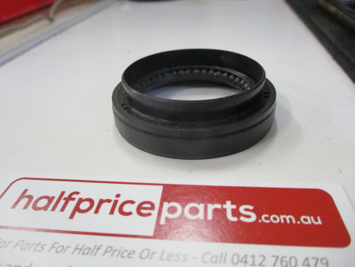 Suzuki Swift/Celerio Genuine Right Hand Driveshaft/Gearbox Oil Seal New Part