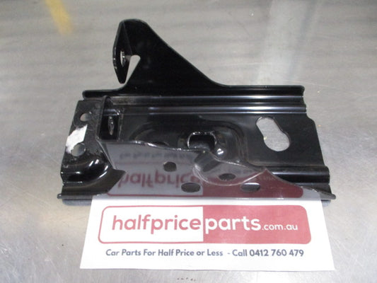 Mitsubishi Outlander/Lancer/Eclipse/Outlander Sport Genuine Battery Holder Bracket New Part