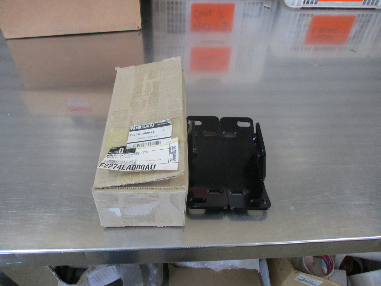 Nissan R51M Pathfinder Genuine Bar Mounting Brackets New