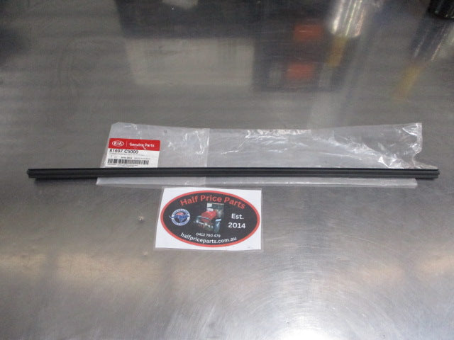 Kia Sorento Genuine Left Hand Sun Roof Carrier Bar New Part