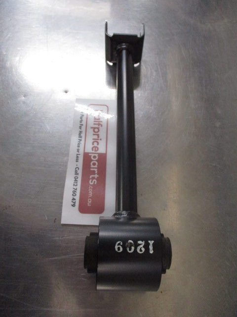 Mitsubishi Galant/Magna Genuine Rear Trailing Arm Assembly New Part