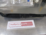 Kia Picanto Genuine Front Right Hand Guard Insulator New Part