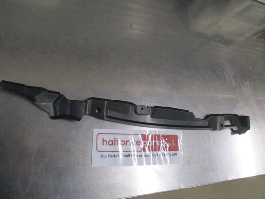 Mitsubishi Outlander Genuine Front Left Hand Guard Rear Protector Seal New Part