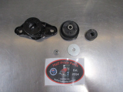 Jeep Grand Cherokee WK Genuine Rear Shock Mount Kit Rear Quadra Lift & Rear Road Leveling New Part
