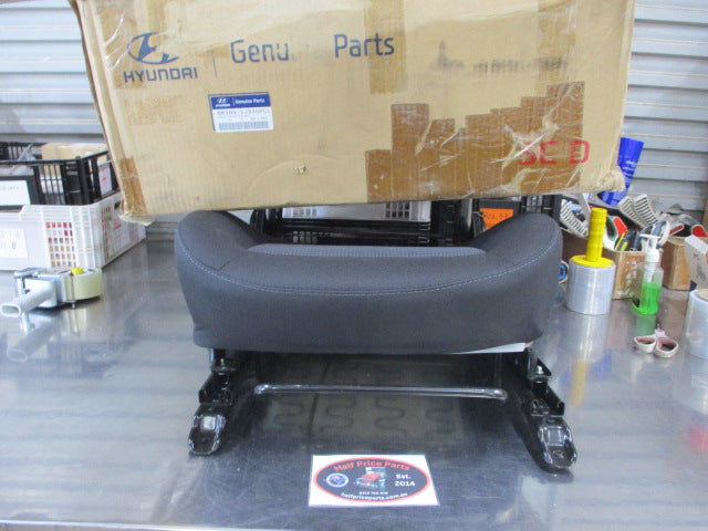 Hyundai i20 Genuine Left Hand Front Seat Base (Passenger) New Part