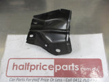 Holden Astra H Genuine Right Hand Front Guard Bracket New Part