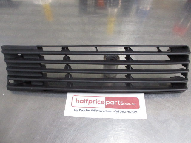Mitsubishi TF Magna Genuine Front Left Hand Bumper Grille New Part