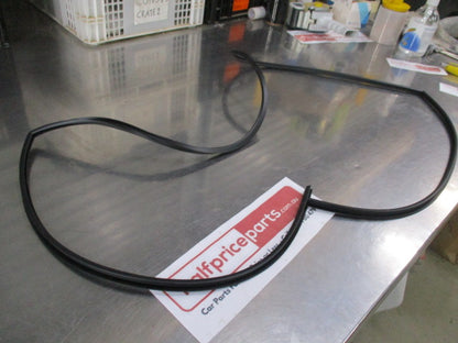 Mitsubishi Pajero Sport Genuine Upper Front Windscreen Moulding New Part