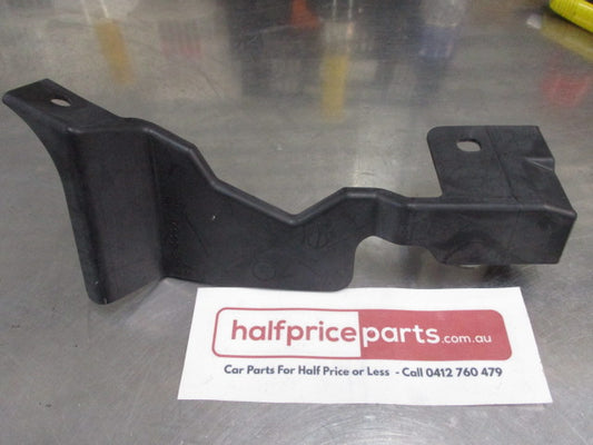 Mitsubishi Pajero Genuine Left Hand A/C Condenser Seal New Part