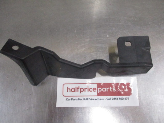 Mitsubishi Pajero Genuine Left Hand A/C Condenser Seal New Part