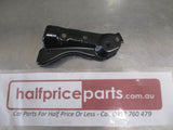 Honda CR-V Genuine Right Front Guard Stay New Part