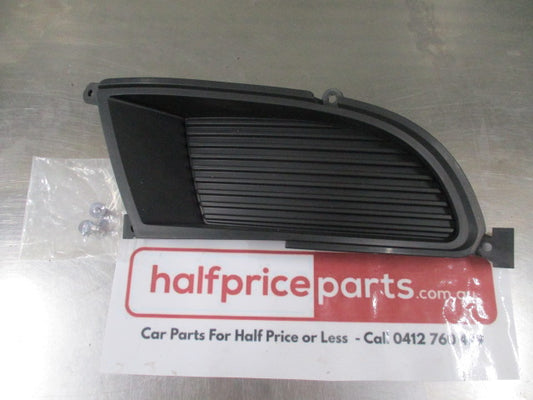 Mitsubishi Lancer Genuine Right Hand Front Fog Light Grille Bezel New Part