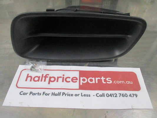 Mitsubishi Pajero Genuine Left Hand Front Fog Light Cover New Part
