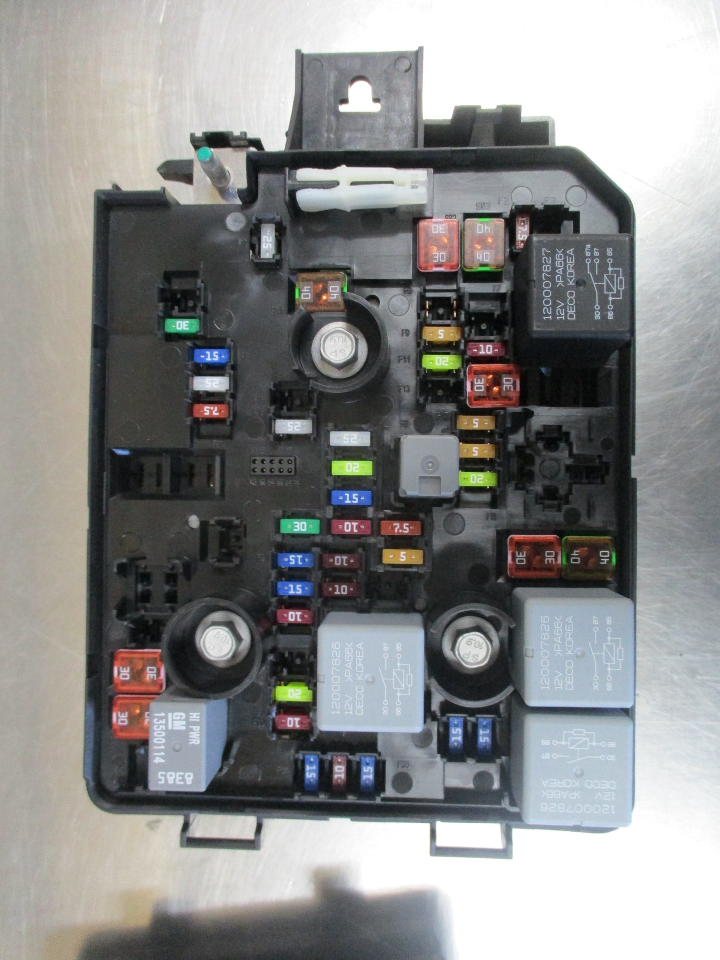 Holden Trax Genuine Fuse Box Assy W/ Fuses New
