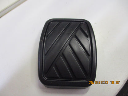 Suzuki Swift Genuine Clutch Or Brake Pedal Rubber New Part