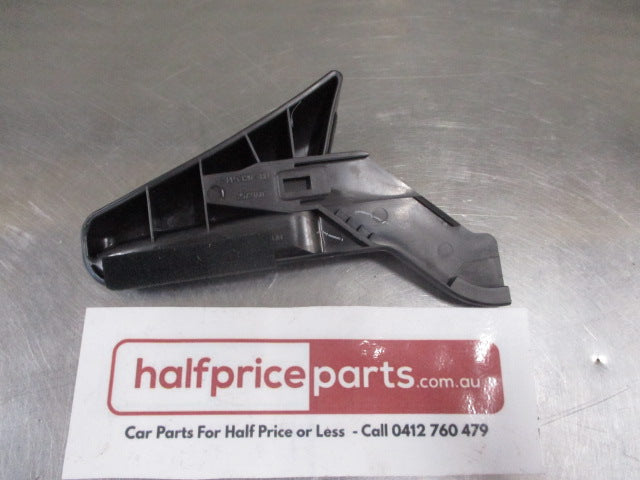Mitsubishi MQ Triton Genuine Right Hand Seat Adjustment Lever New Part