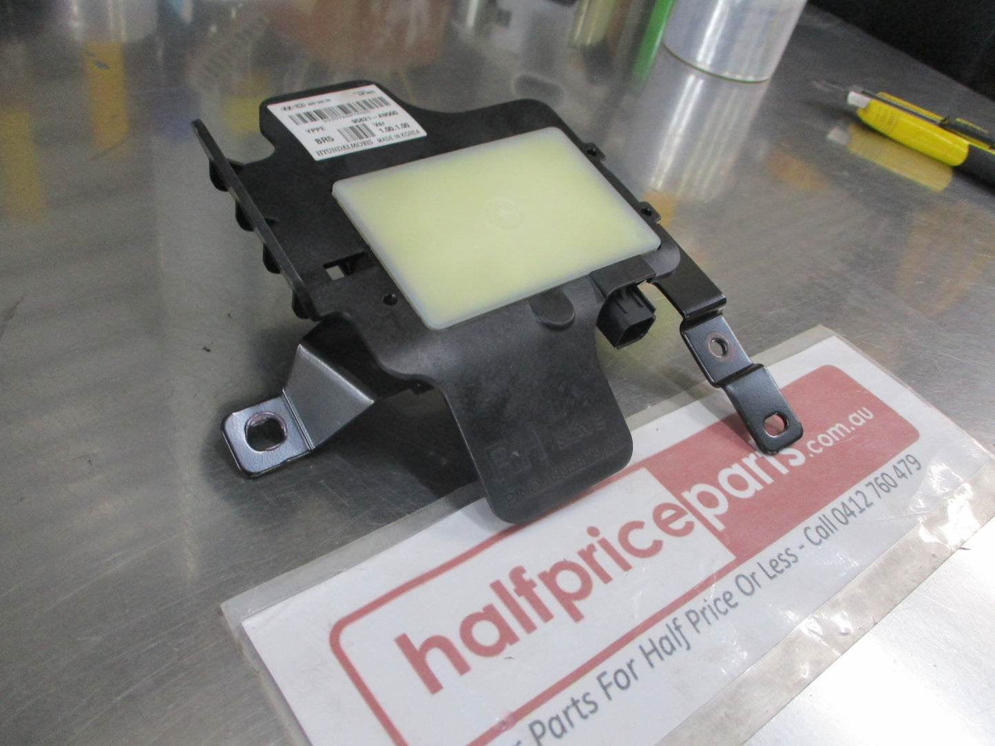 Kia Carnival Genuine Right Hand Blind Spot Radar Sensor New Part.