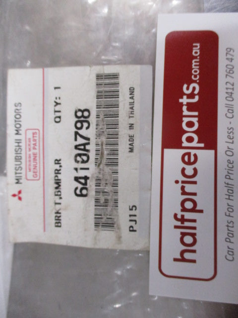 Mitsubishi Pajero Sport Genuine Right Hand Rear Bumper Bracket Face Support New Part