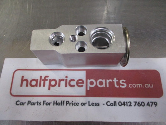 Mitsubishi Lancer/Outlander Genuine A/C Expansion Valve New Part