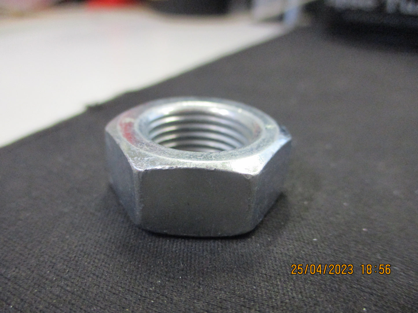 Holden GM Silverado 1500 Genuine Tie Rod End Nut New Part