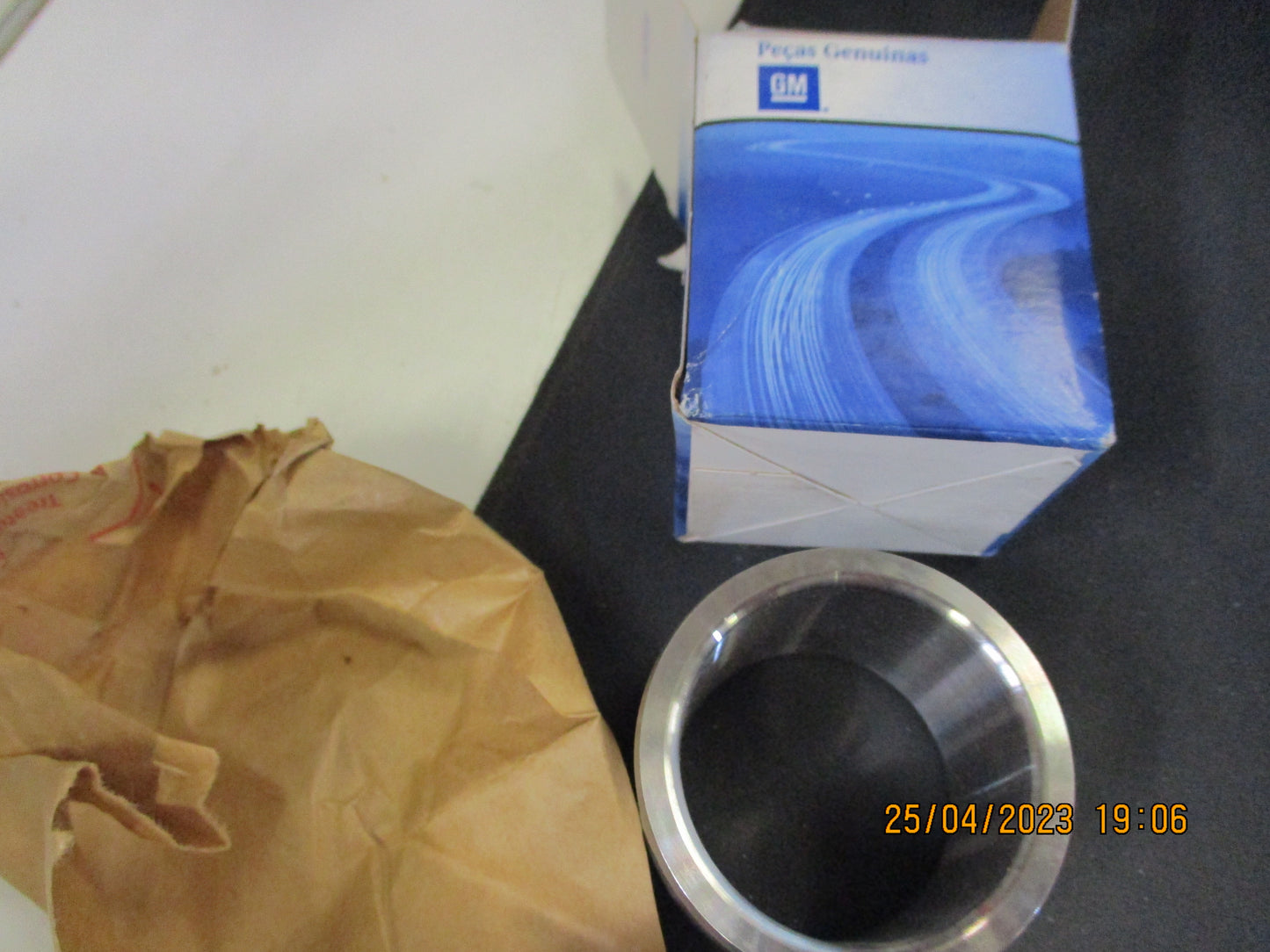 Holden RG Colorado Genuine Rear Wheel Shaft Cone Retainer New Part