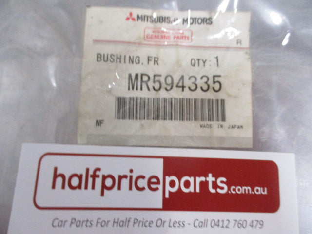 Mitsubishi Grandis Genuine Front Stabilizer Sway Bar Bushing New Part