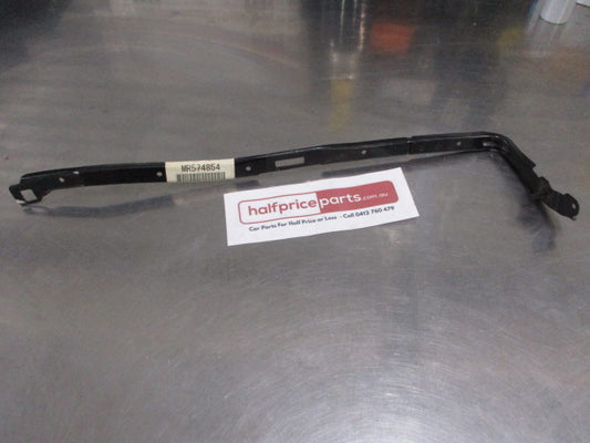 Mitsubishi Outlander Genuine Upper Right Hand Rear Bumper Side Plate New Part