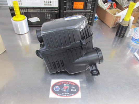 Hyundai Accent Genuine Engine Air Box Assembly New Part