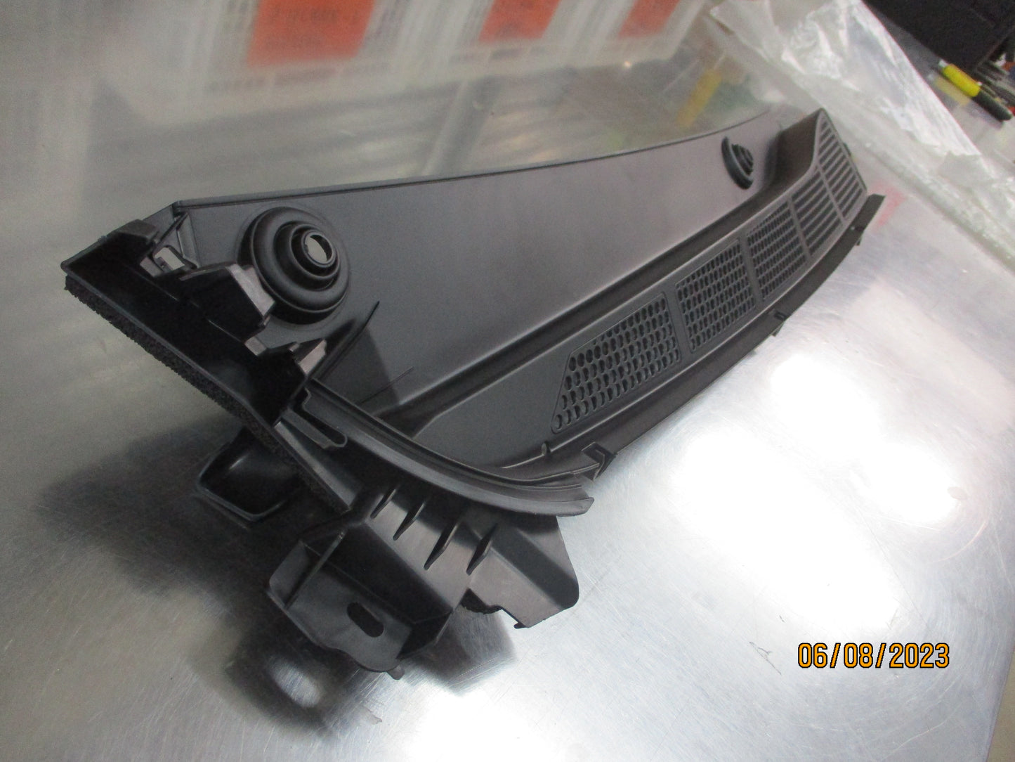 Peugeot Expert 4 Genuine Front Windscreen Cowl Set New Part