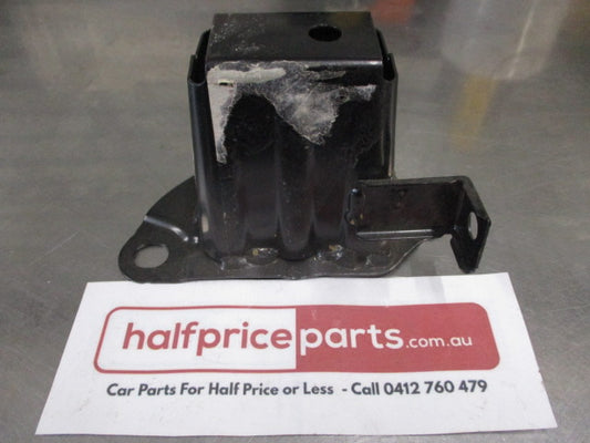 Mitsubishi Outlander Genuine Left Hand Rear Bumper Bracket New Part