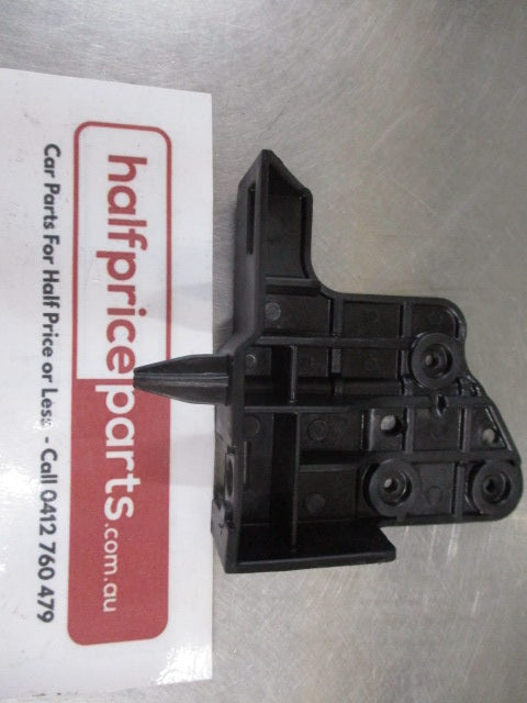 Mitsubishi Outlander Right Hand Headlight Bracket New Part